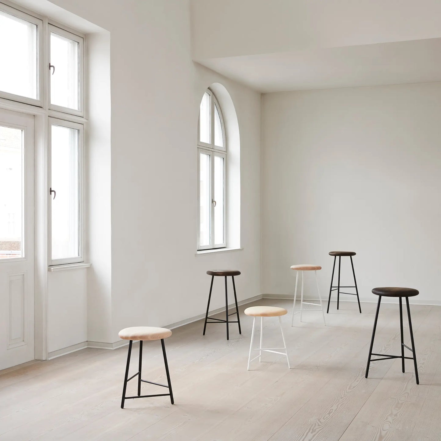 Warm Nordic Pebble Barstol, H65 Ash, White