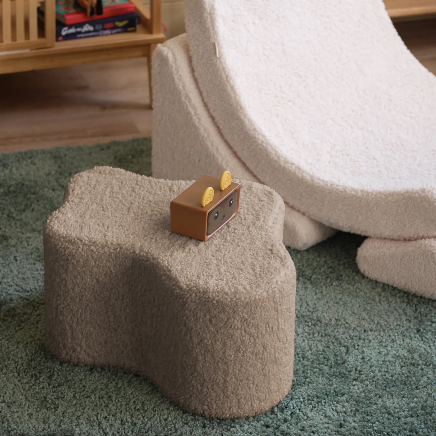 Wigiwama Cloud Sittpuff, Biscuit