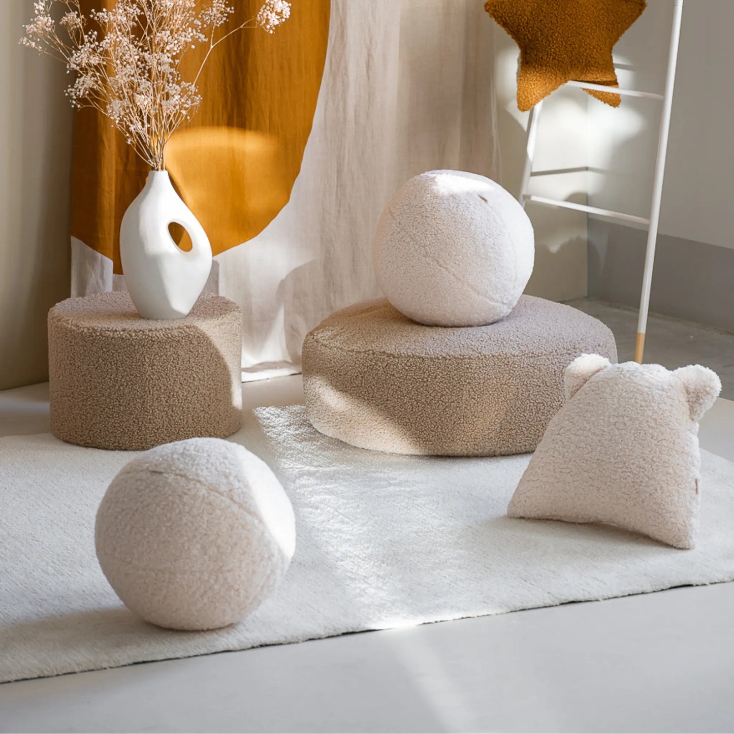 Wigiwama Ball Kudde, Cream White